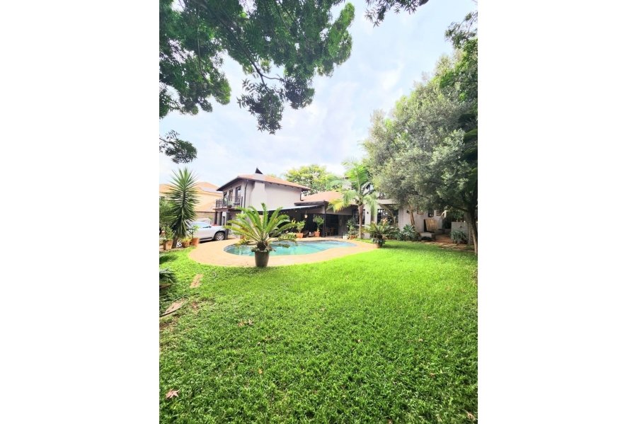 5 Bedroom Property for Sale in Safari Gardens North West